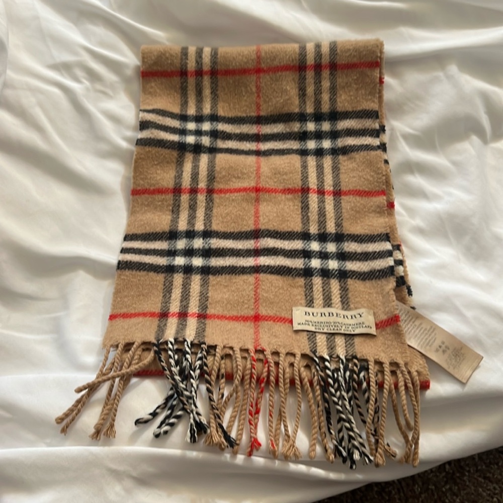Burberry scarf